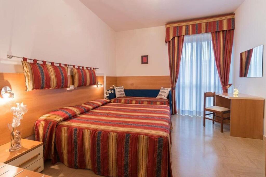 Hotel Corallo Giulianova Eksteriør bilde